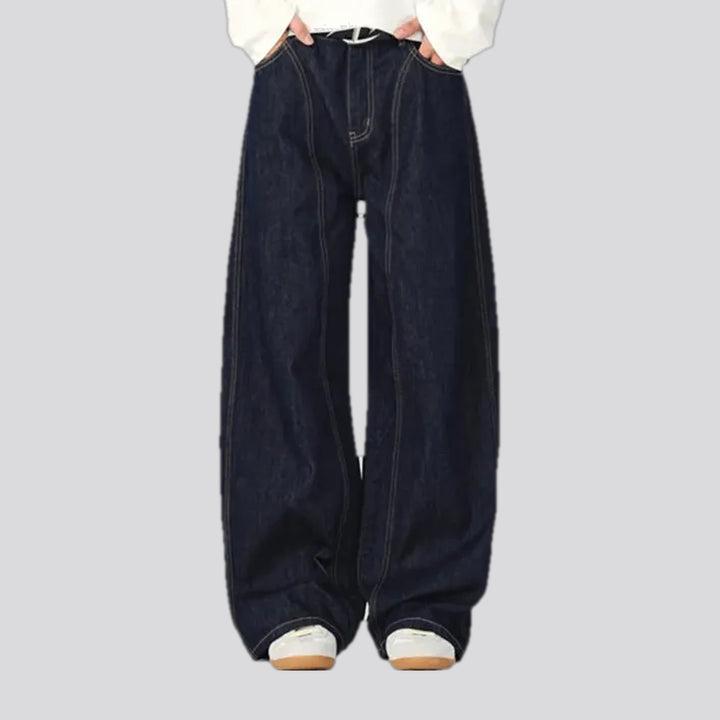 Slouchy 90s style dark men's jeans