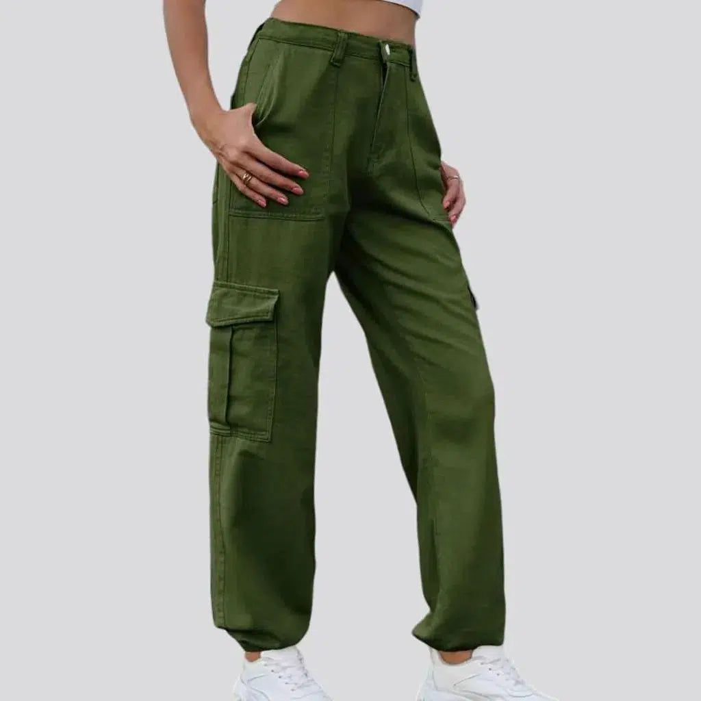 High-waist denim pants
for women