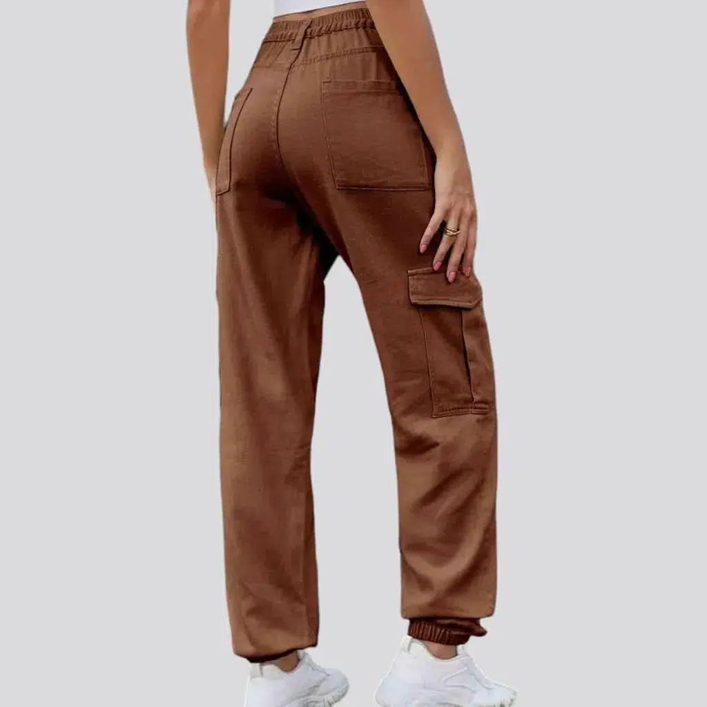 High-waist denim pants
for women