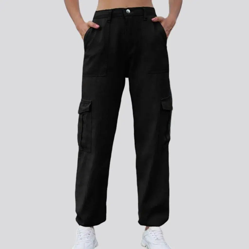 High-waist denim pants
for women