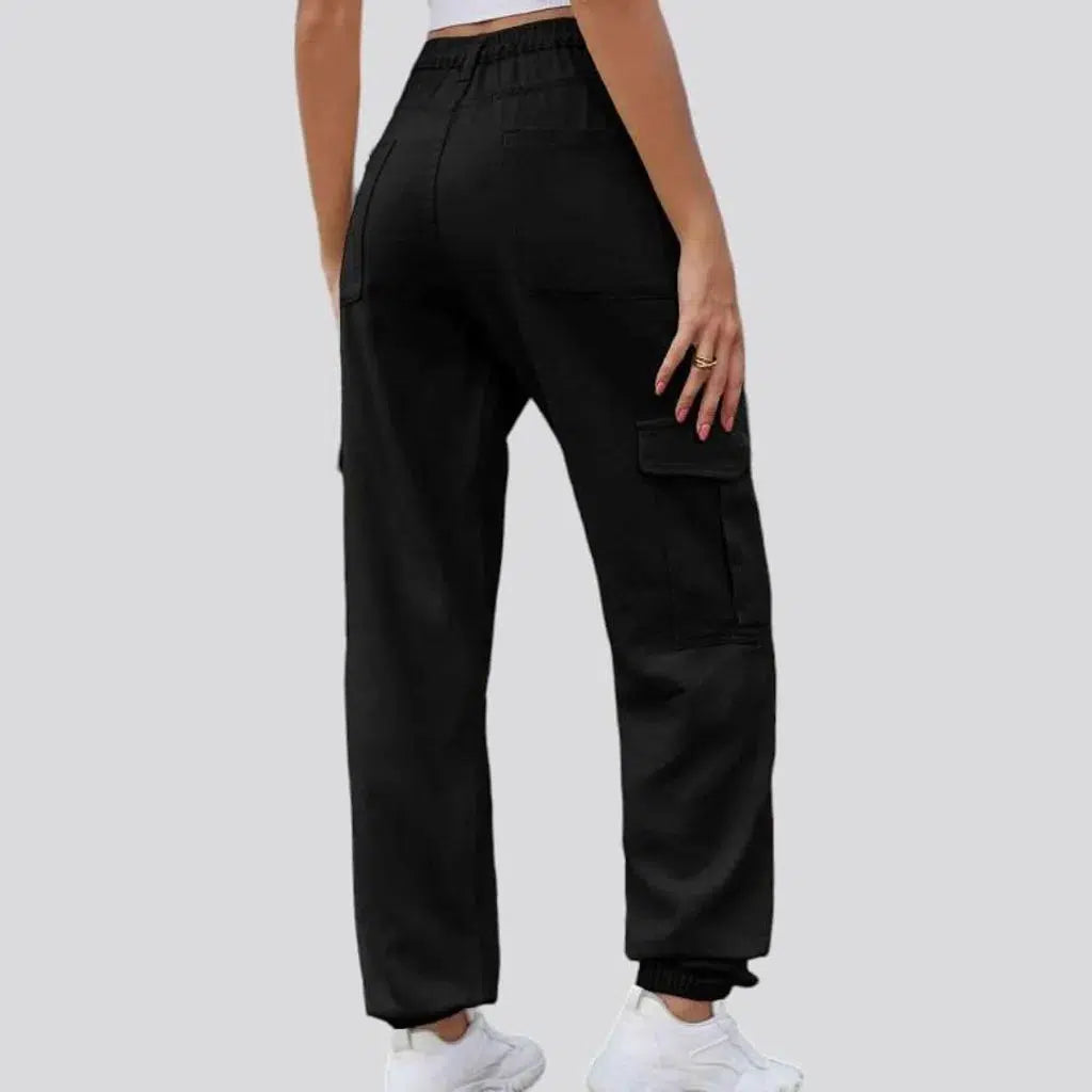 High-waist denim pants
for women