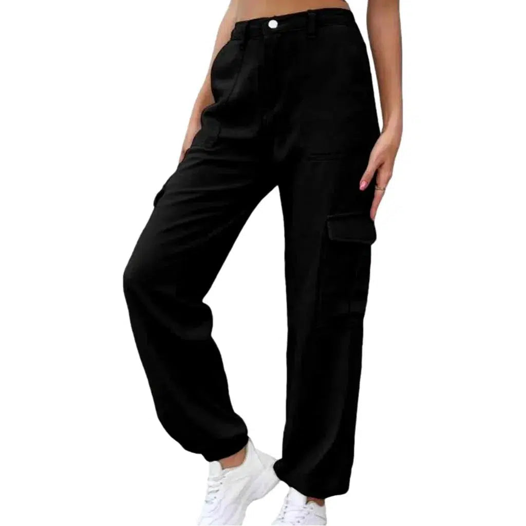 High-waist denim pants
for women