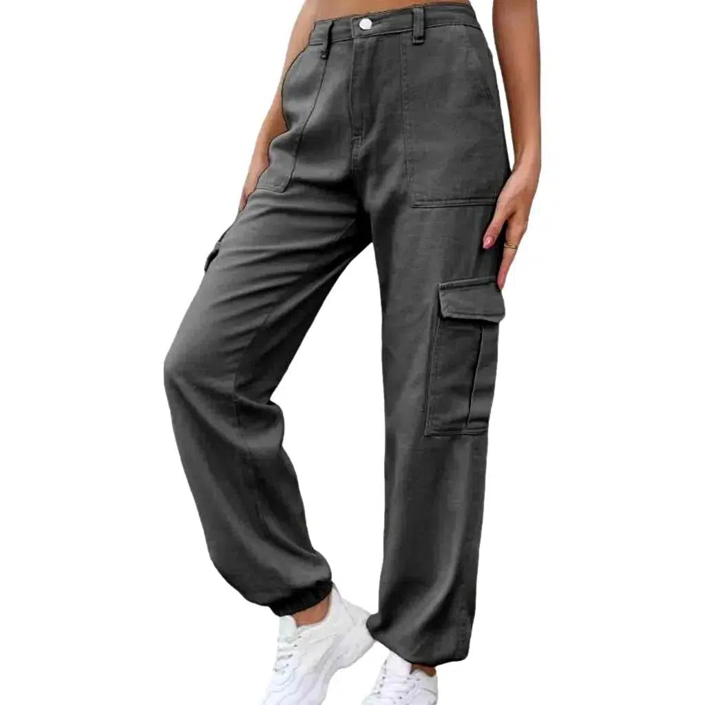 High-waist denim pants
for women