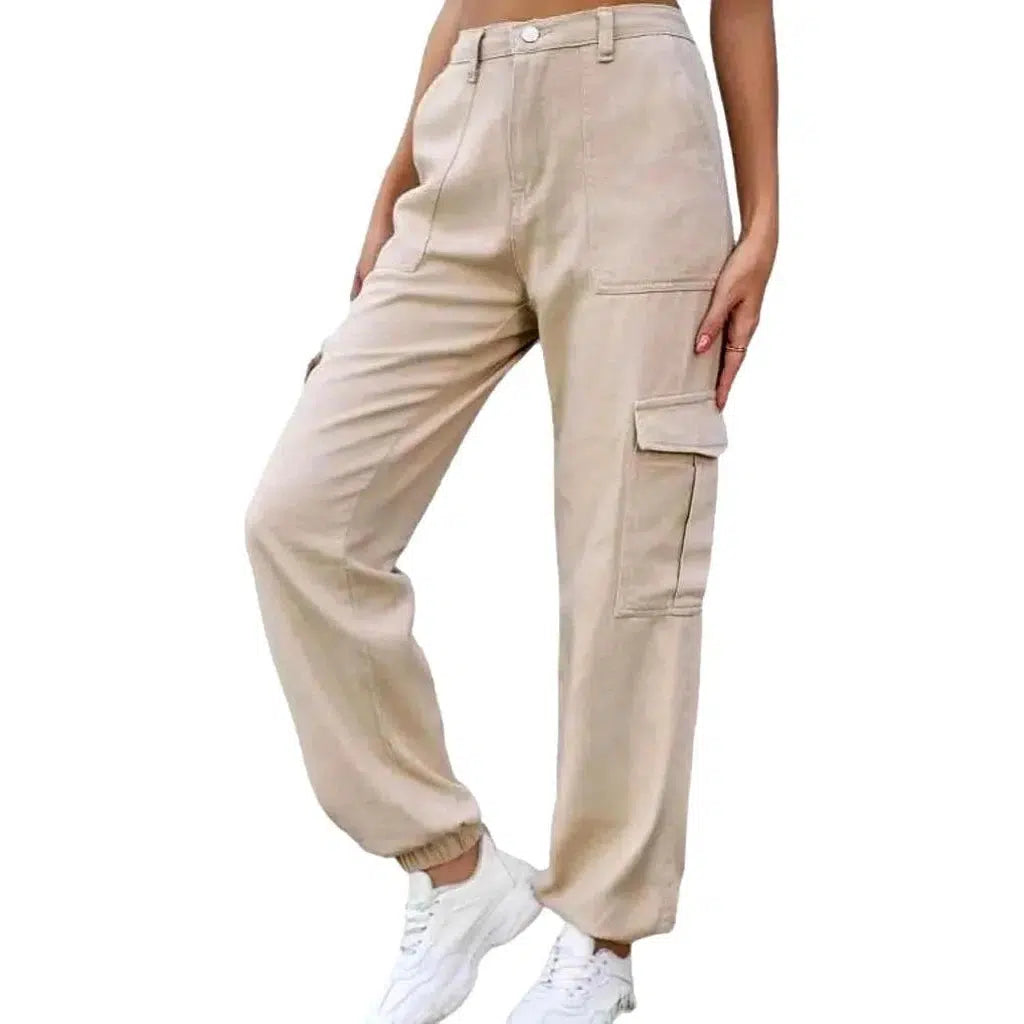 High-waist denim pants
for women